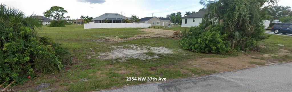 Frontal view of property