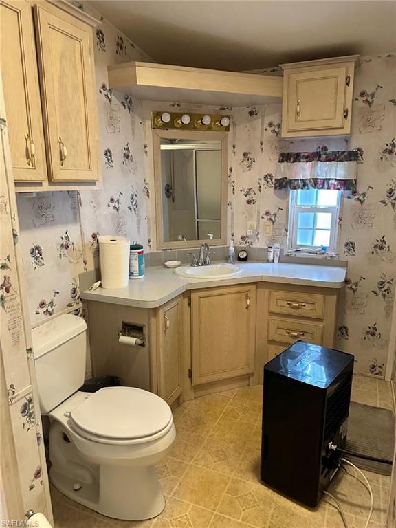 1453 Diamond Lake CIR photo 9