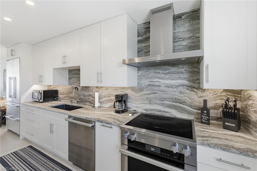 4200 Belair LN 313 photo 6