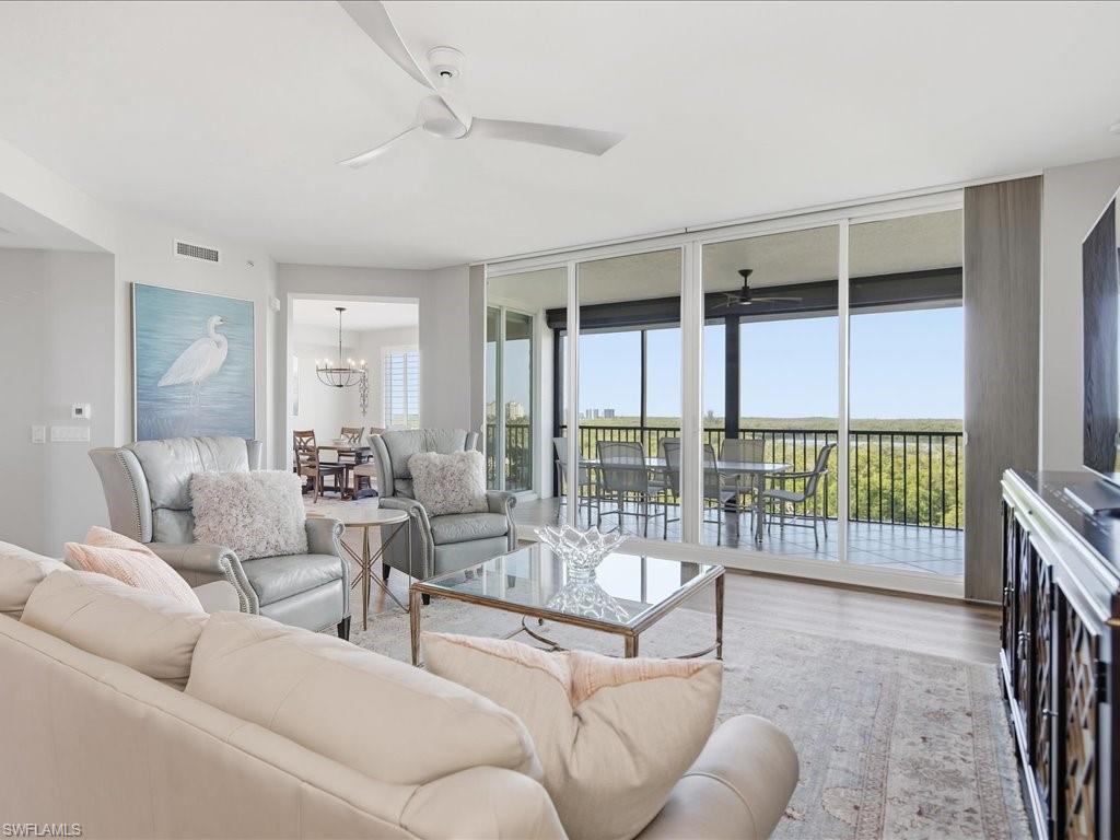 445 Cove Tower DR 704