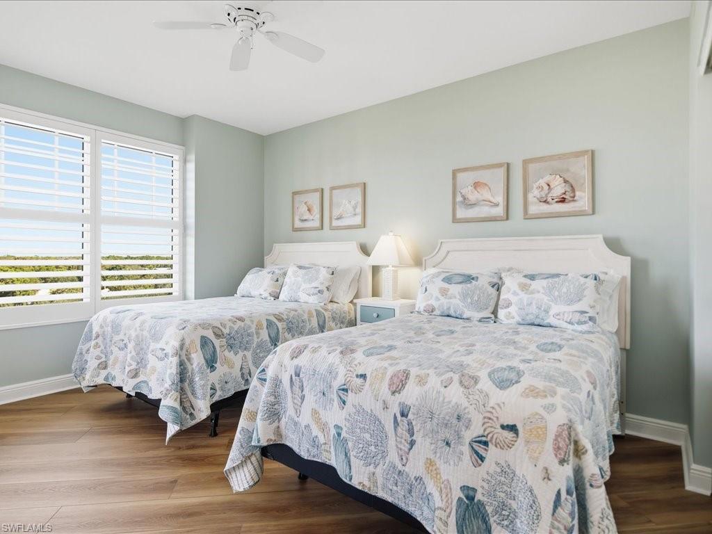 445 Cove Tower DR 704 photo 14