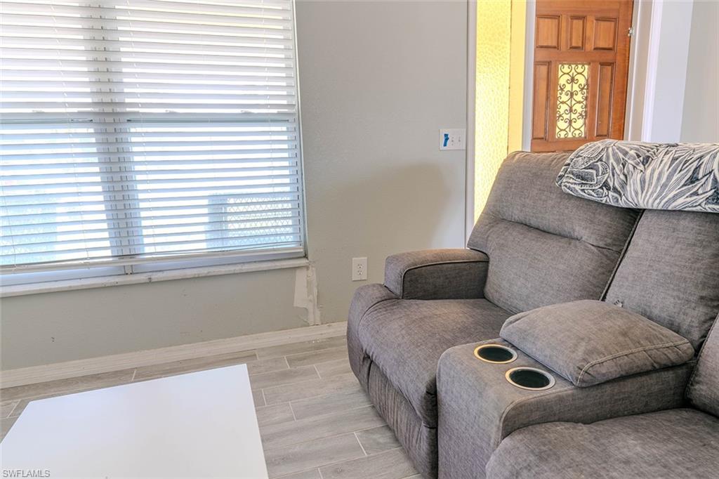 220 Albatross ST photo 41