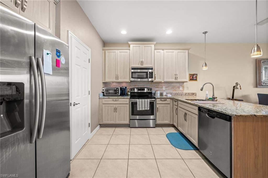 10820 Alvara WAY photo 24