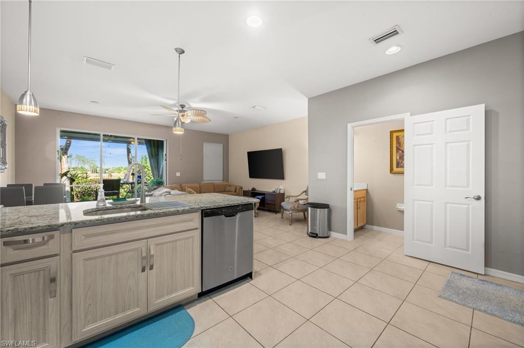 10820 Alvara WAY photo 25