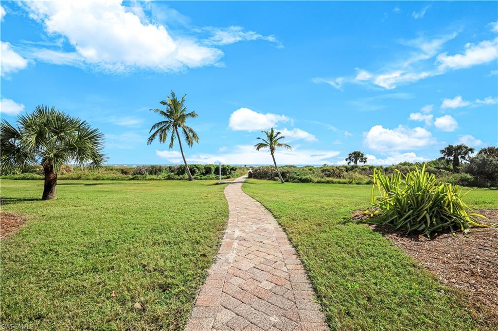 Walkway to beautiful beach access