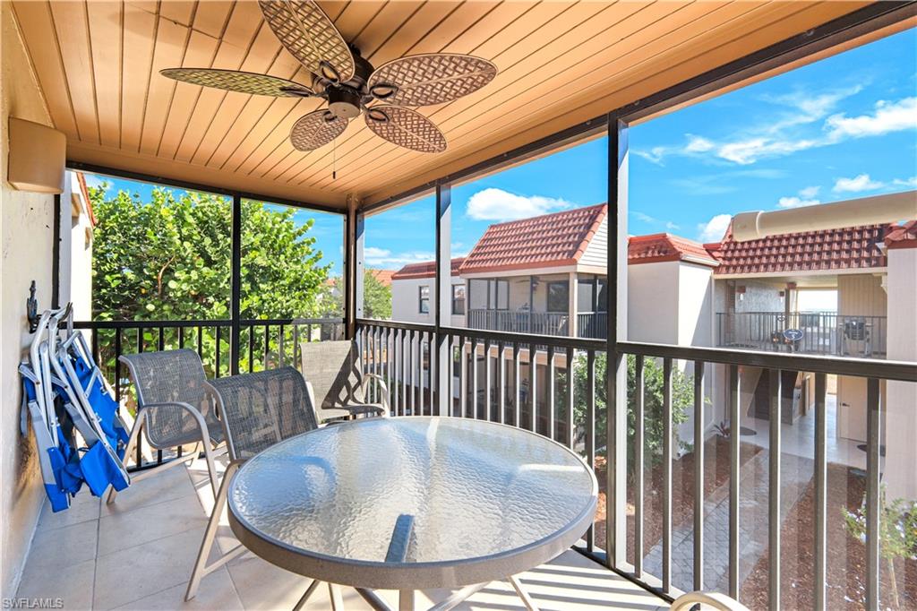 845 E Gulf DR 422 photo 22