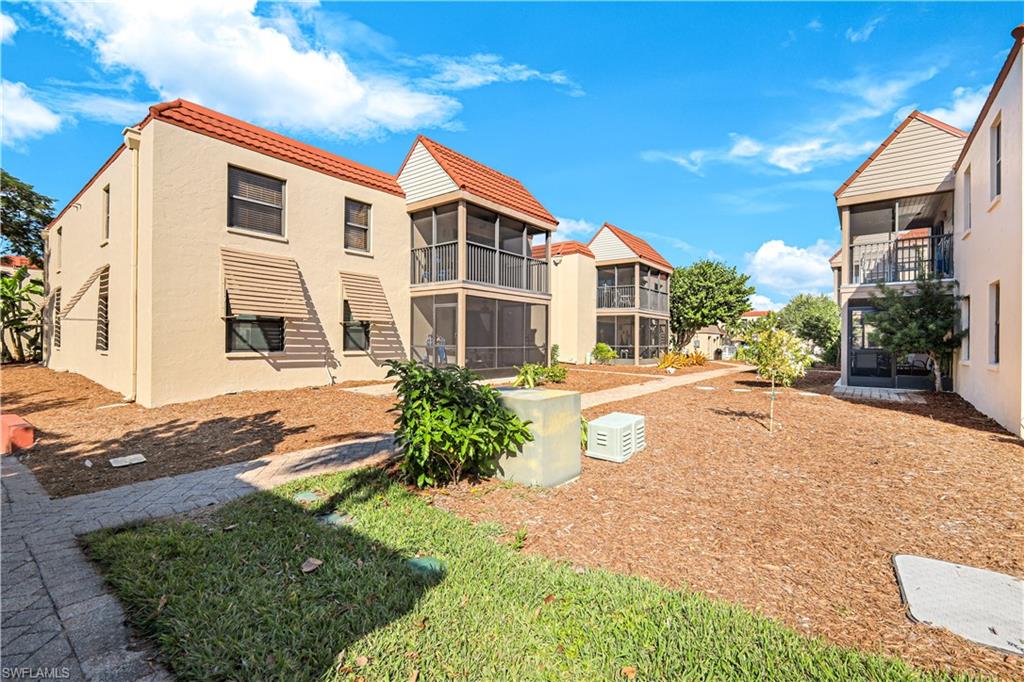Well kept and maintained property, low maintenance and cost with mulching