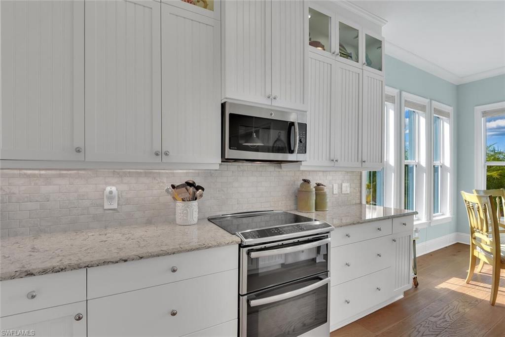 6561 Dominica DR 8-101 photo 8