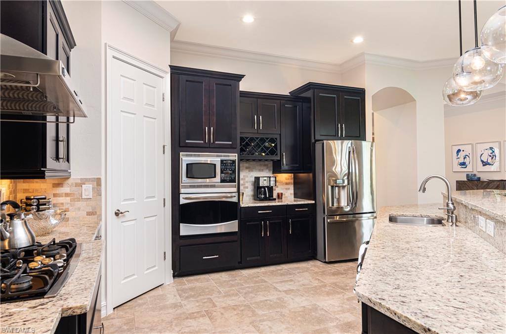 9287 Chiasso Cove CT photo 7
