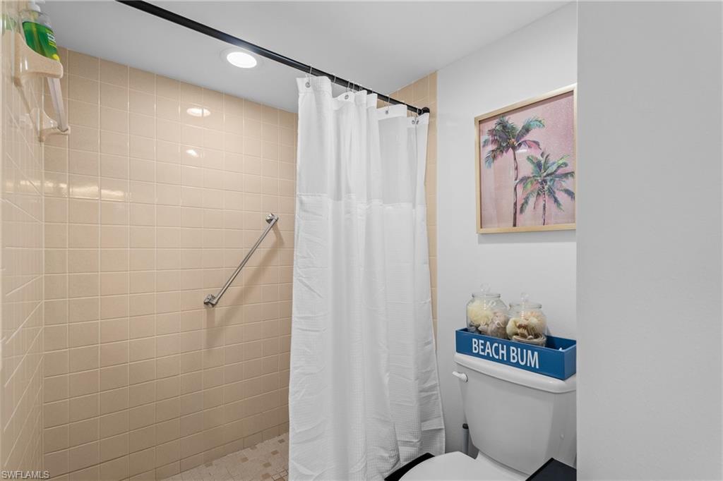 9415 Gulf Shore DR 501 photo 22