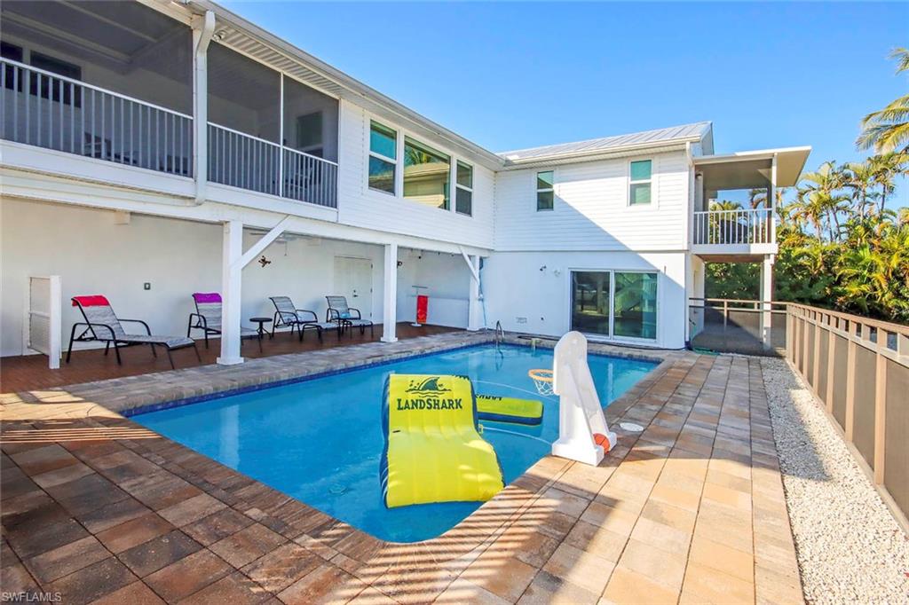 Private Pool Setting