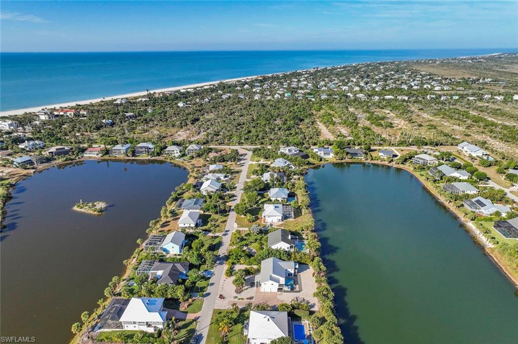 Twin Lakes Lane
