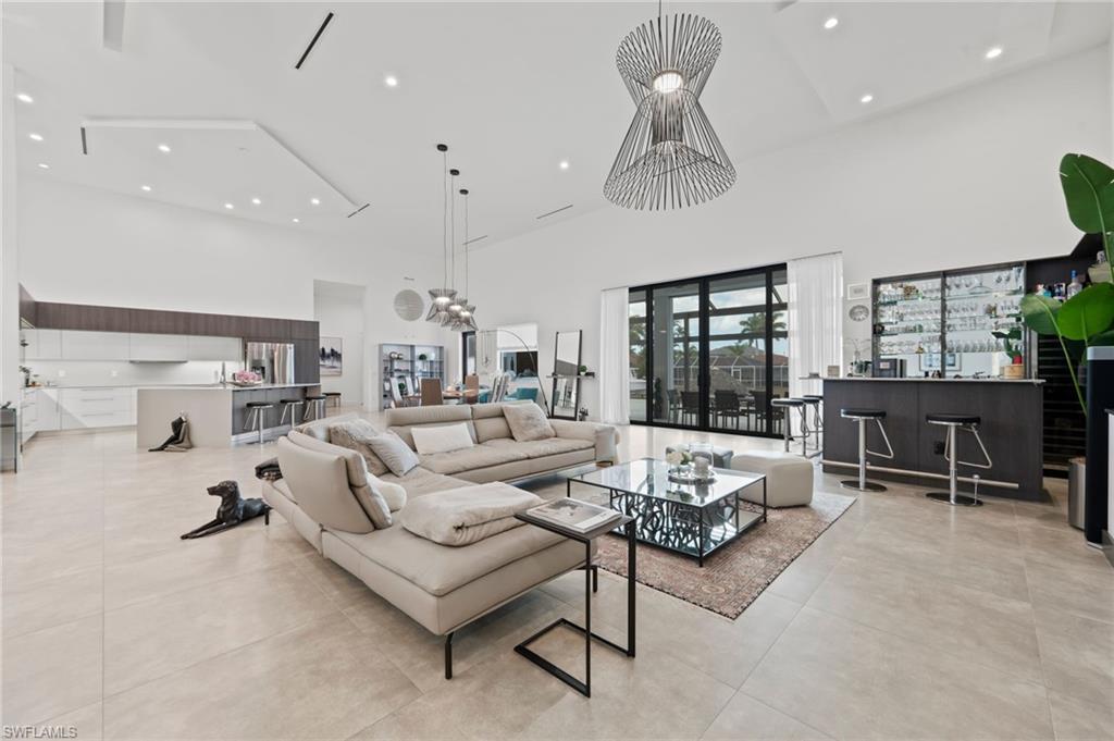 5324 Mayfair CT