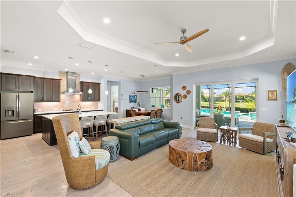 13796 Woodhaven CIR