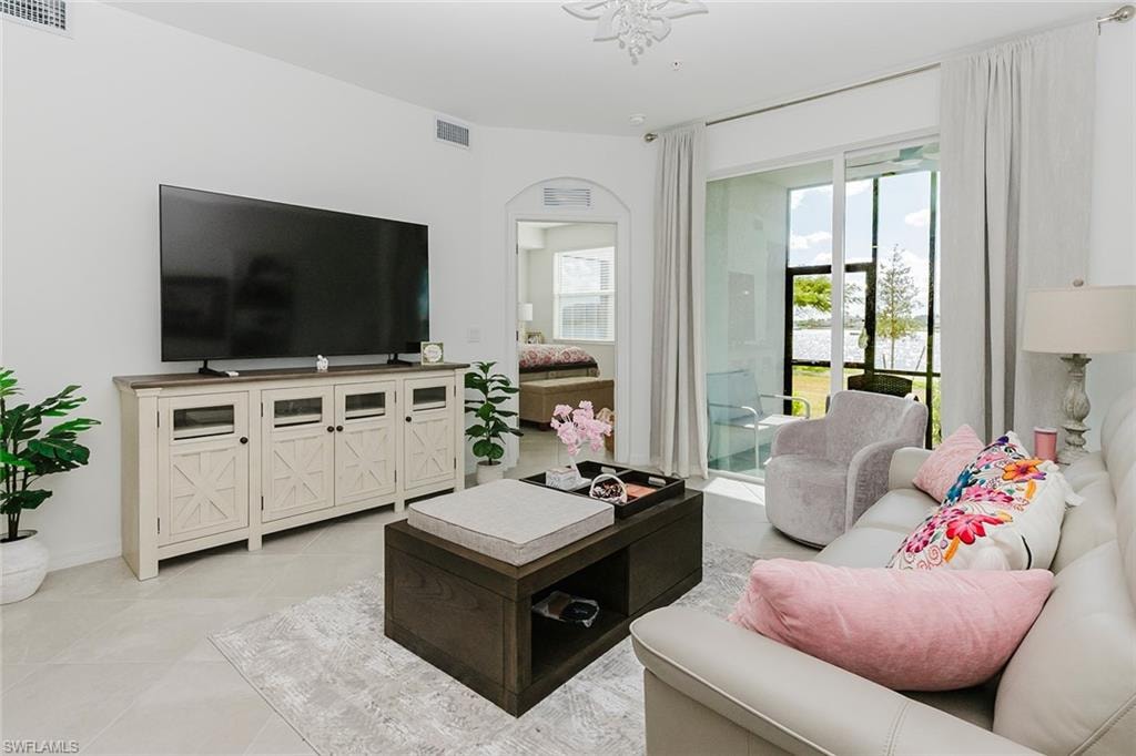 5555 Double Eagle CIR 3918