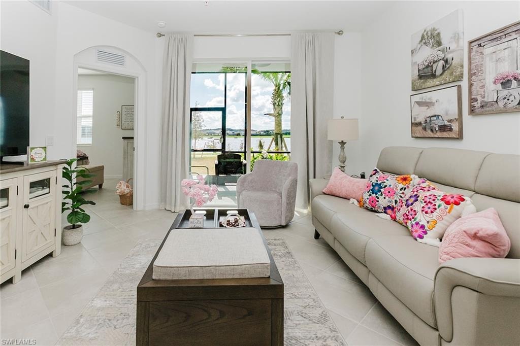 5555 Double Eagle CIR 3918 photo 6