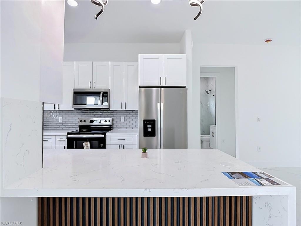 3310 61st ST W photo 16