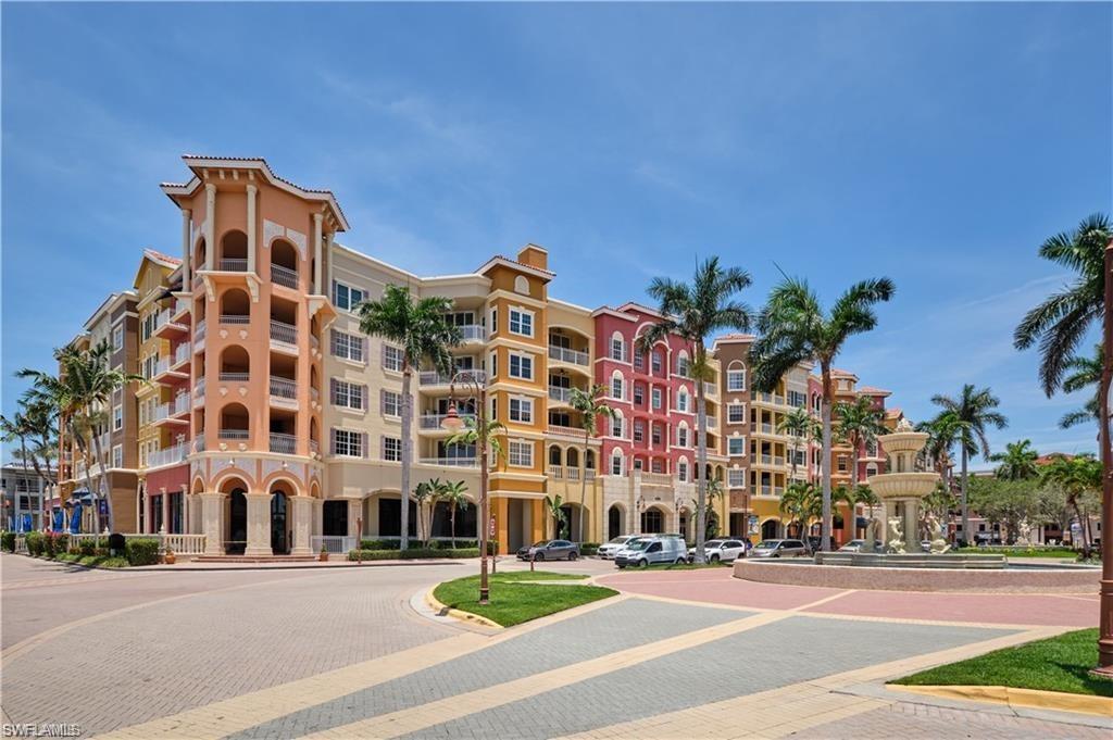 View of apartment building / complex