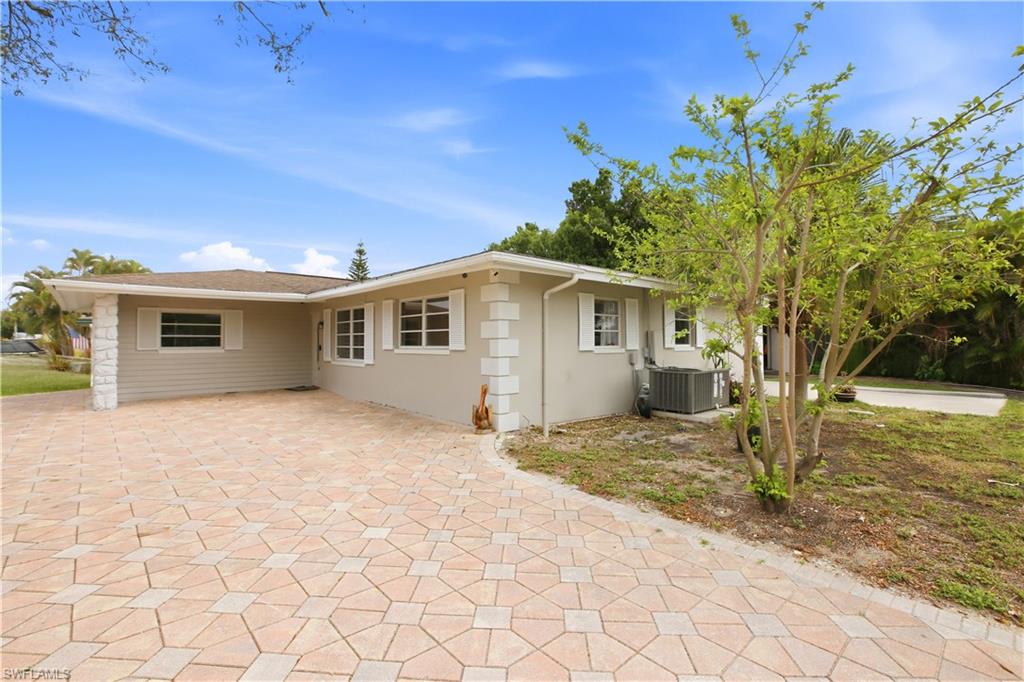 1736 Bonnie CT