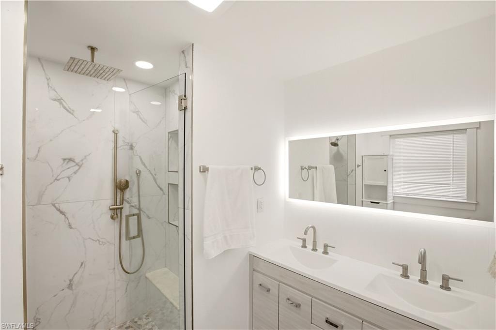 1736 Bonnie CT photo 11