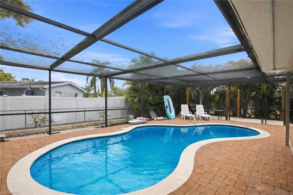 1736 Bonnie CT photo 21
