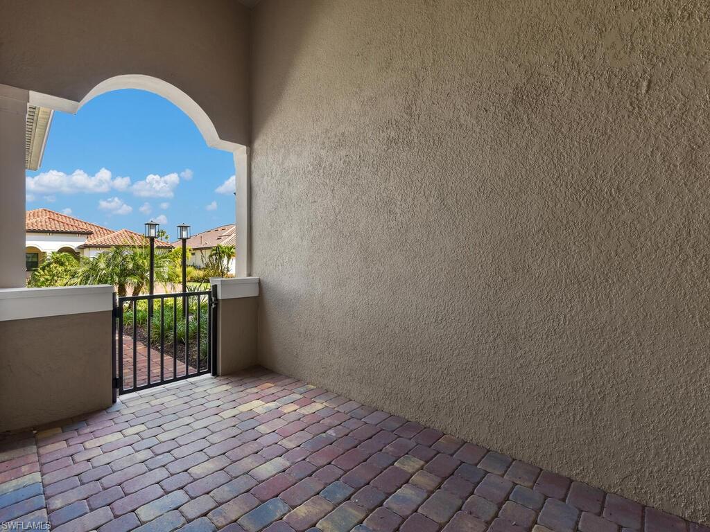 Front Entryway