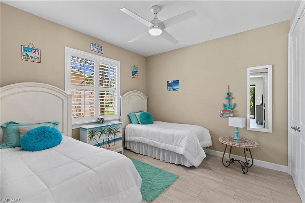 724 Seagrape DR photo 31