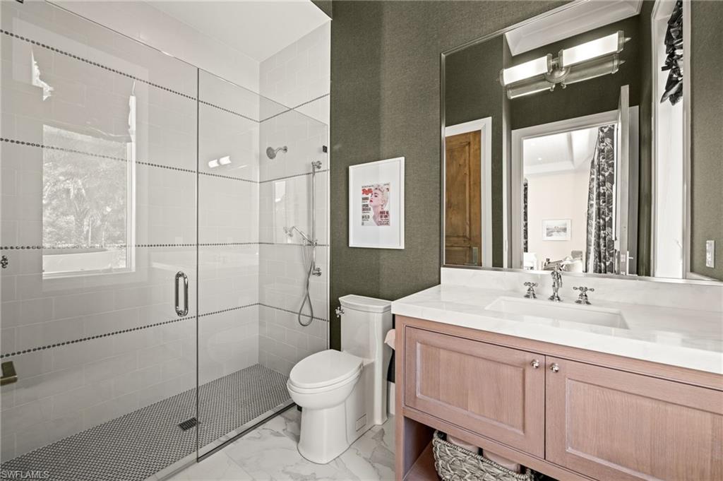 142 Eugenia DR photo 23