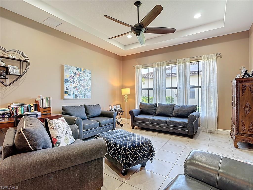 5180 Vizcaya ST