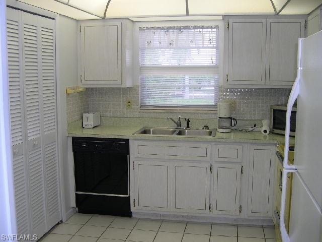 1714 Bikini CT 204 photo 6