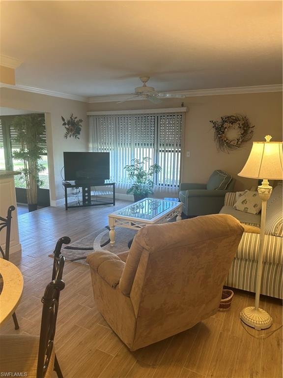 5770 Trailwinds DR 211