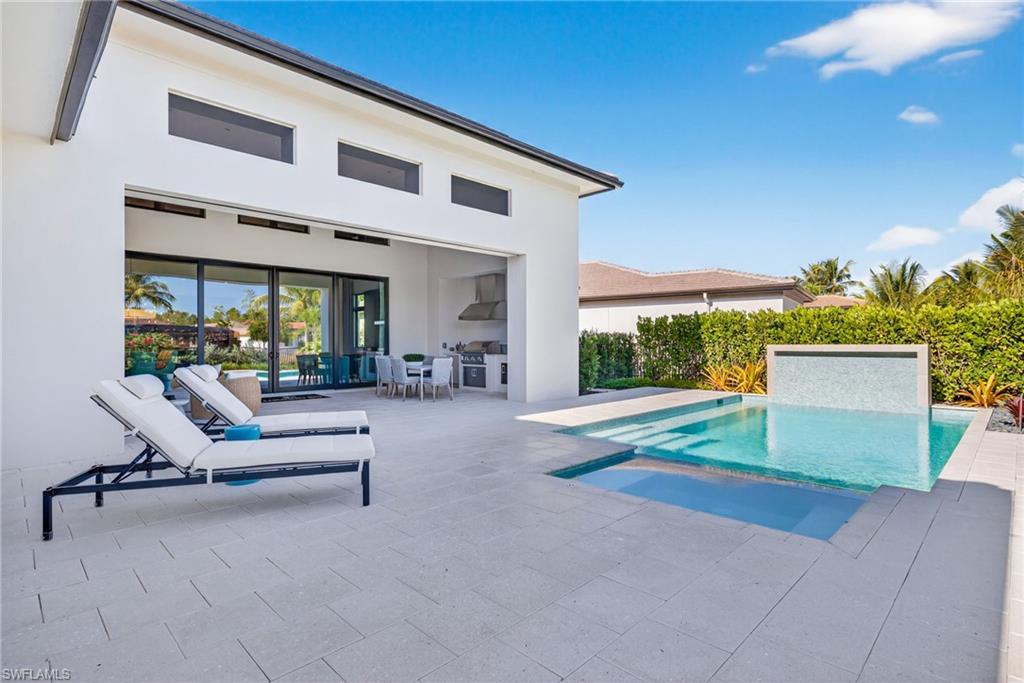 Large lounging area