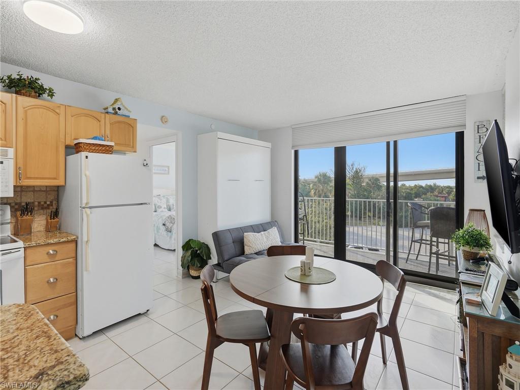 8701 Estero BLVD 201 photo 9