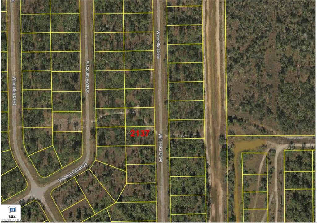 Aerial map of property and surrounding area