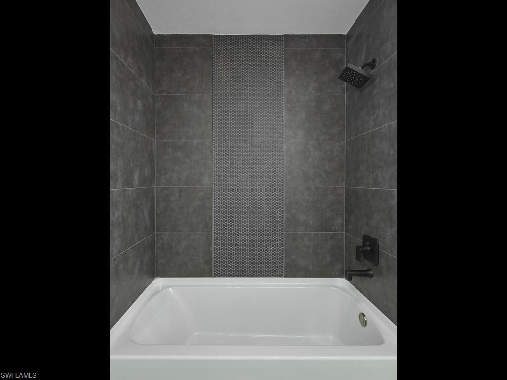 1627 29th TER photo 18