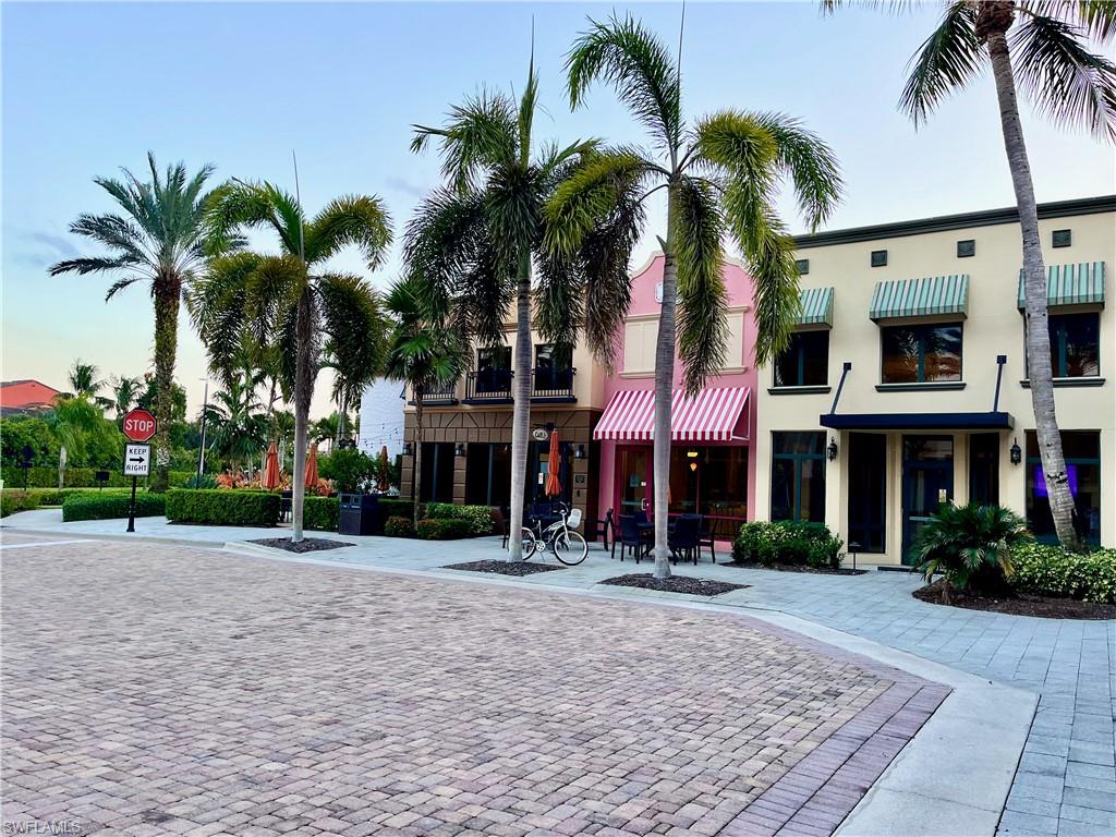 OLE Village center - pub, ice cream parlor and bistro