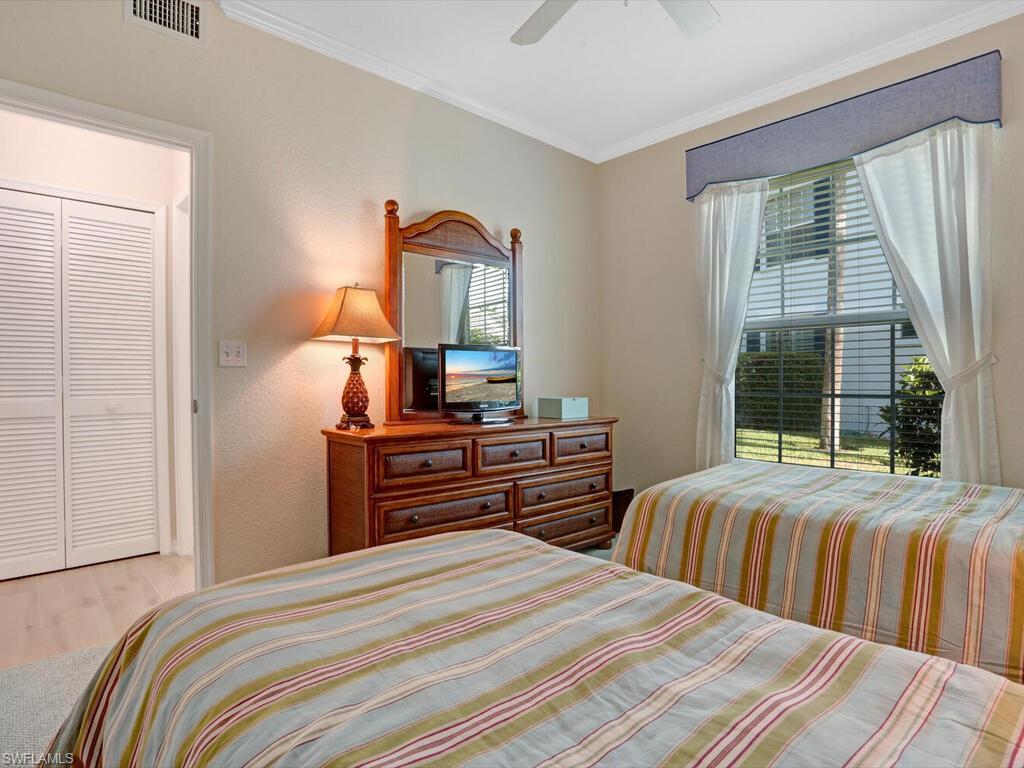7095 Barrington CIR 6-102 photo 25