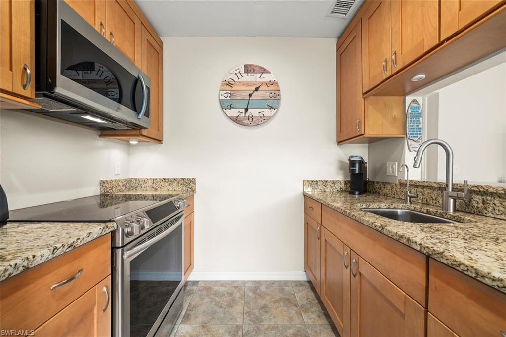 601 Periwinkle WAY D5 photo 13