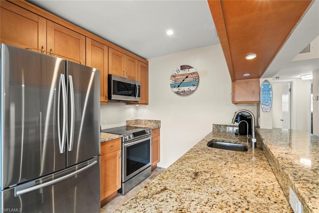 601 Periwinkle WAY D5 photo 14