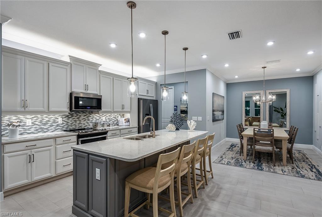 6677 Good Life ST photo 10