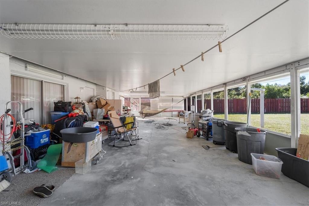 Misc room featuring concrete flooring