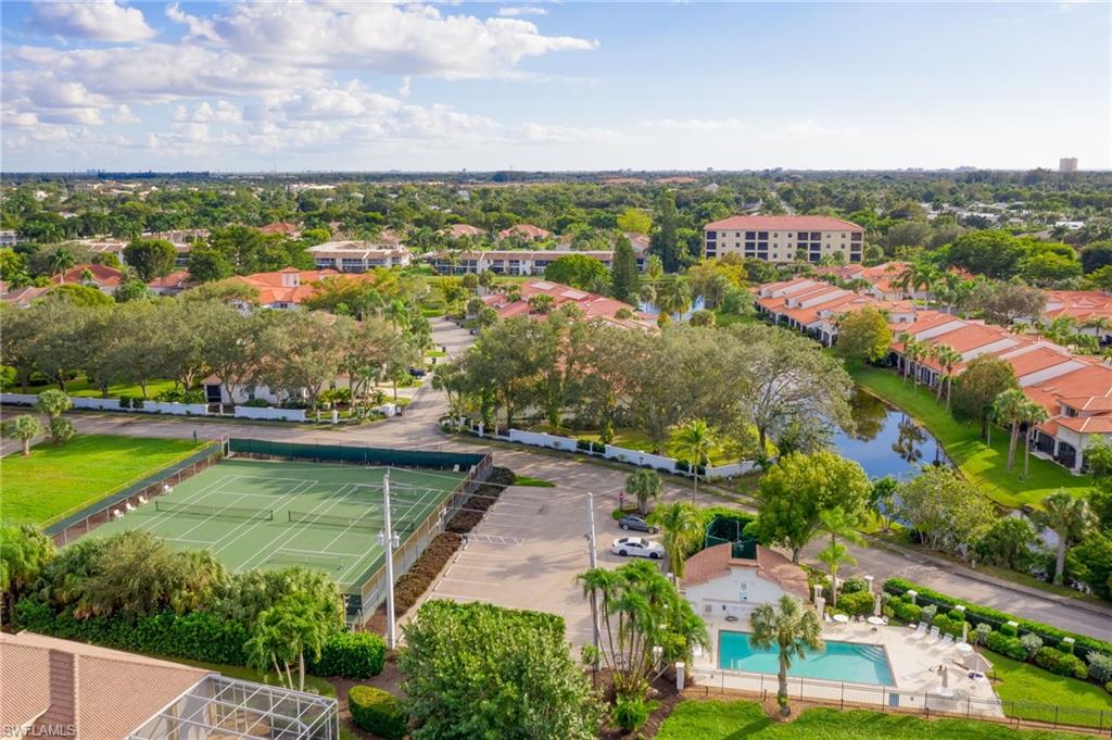 Bird's eye view of a pool area