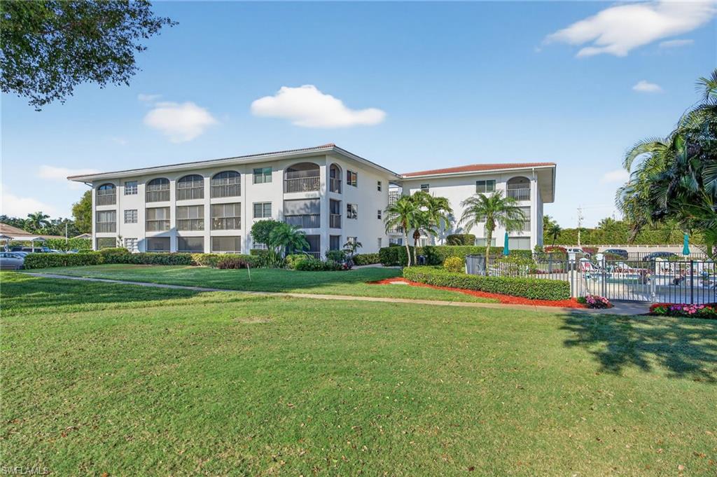 View of apartment building / complex