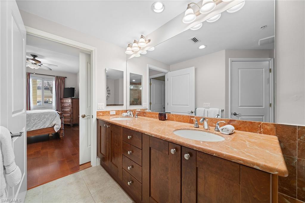 1015 Sandpiper ST D105 photo 24