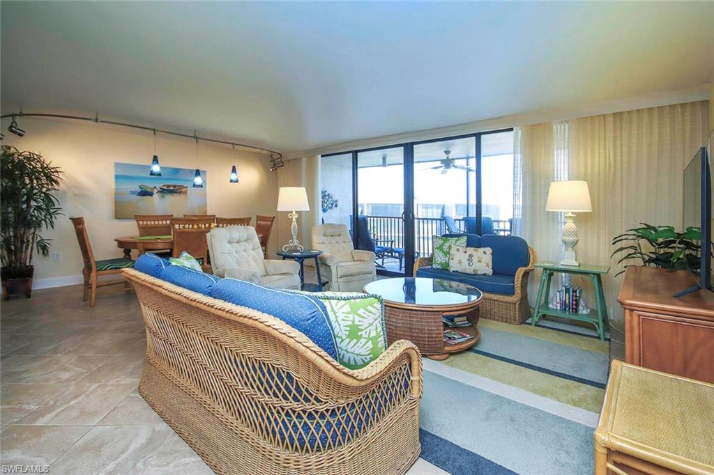 1401 Middle Gulf DR 405R