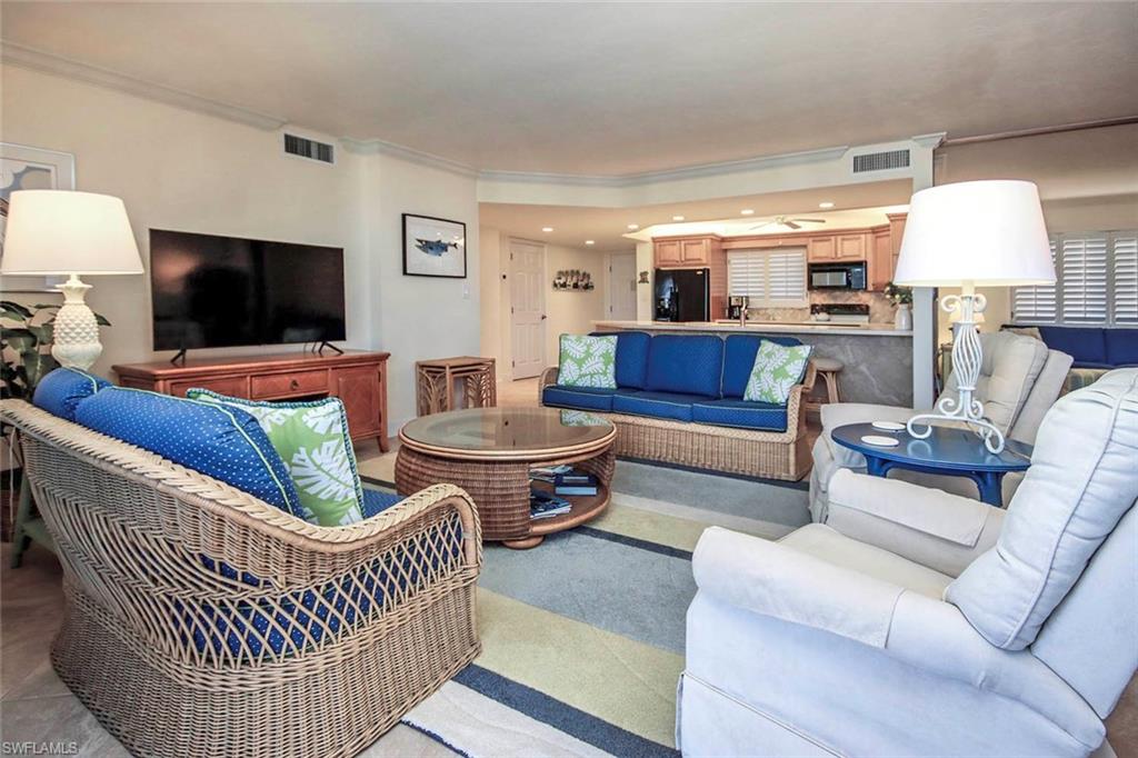 1401 Middle Gulf DR 405R