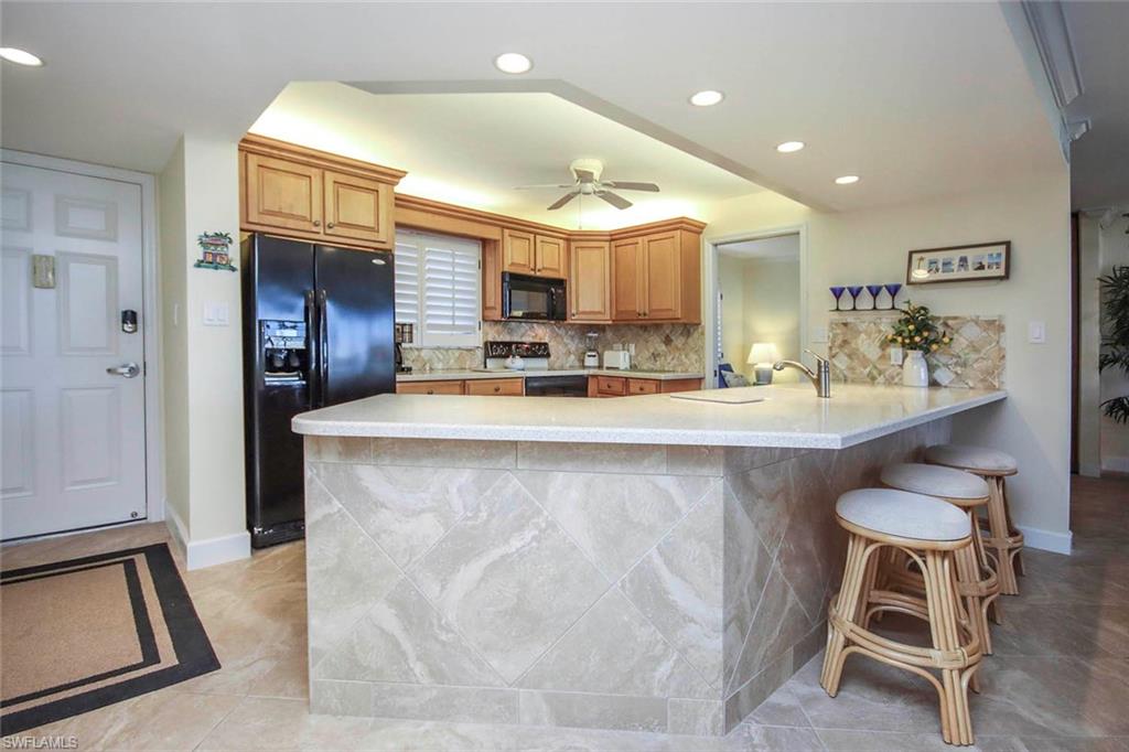 1401 Middle Gulf DR 405R photo 14