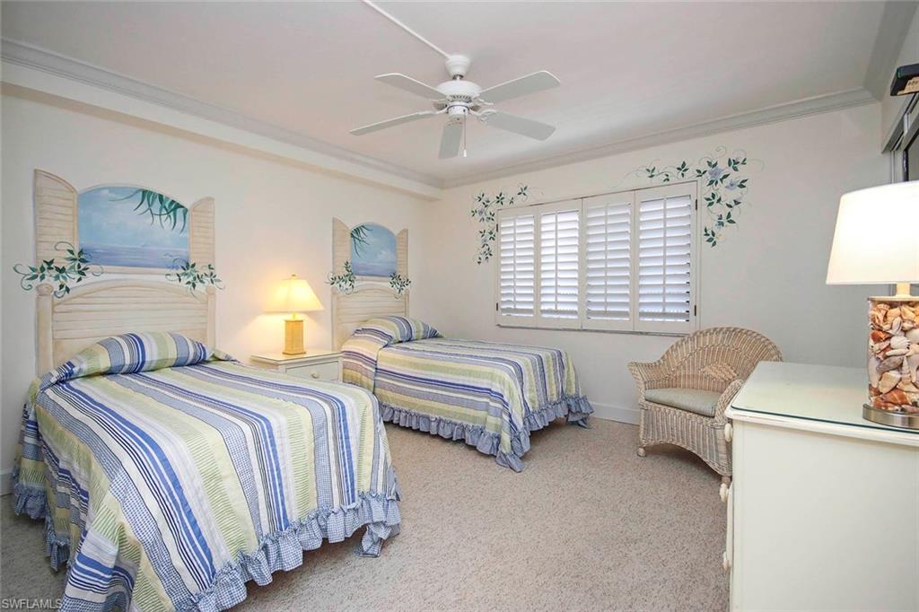 1401 Middle Gulf DR 405R photo 18