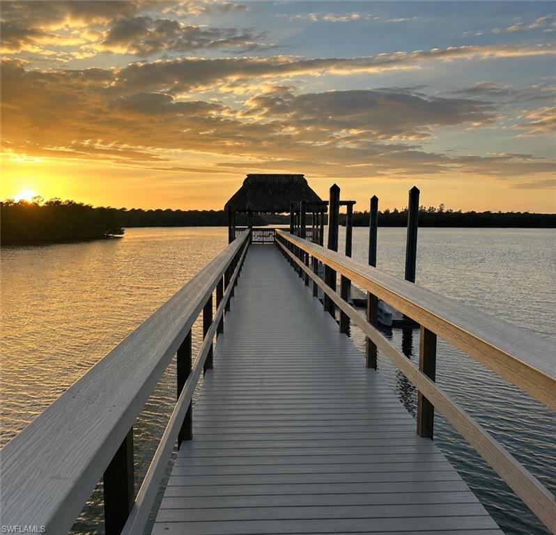 Tiki hut at end of boardwalk