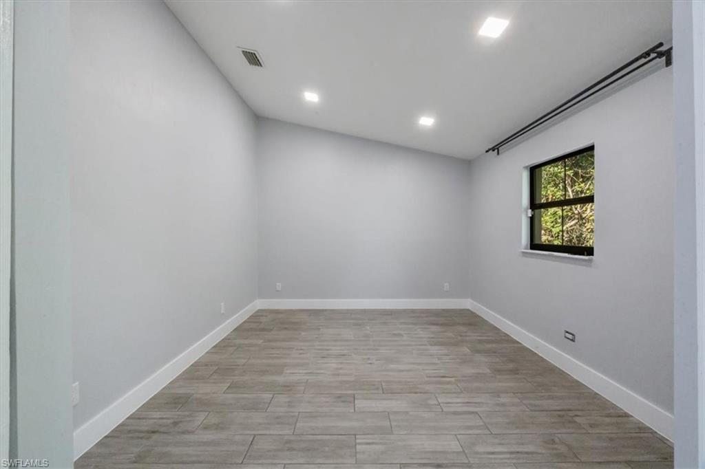 6161 Waxmyrtle WAY photo 22